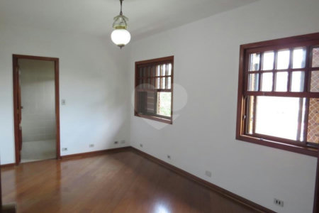 Casa de Vila à venda com 4 suítes em Morumbi, São Paulo, SP