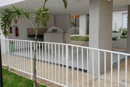 Apartamento no Condomínio Residencial Parque dos Manacás
