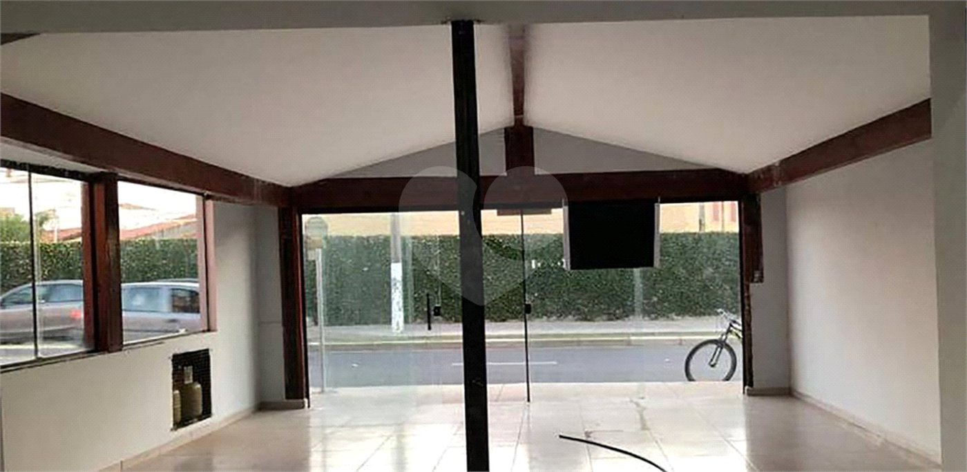 Salão 110m² comercial na Lucas Nogueira Garcez - Atibaia- SP