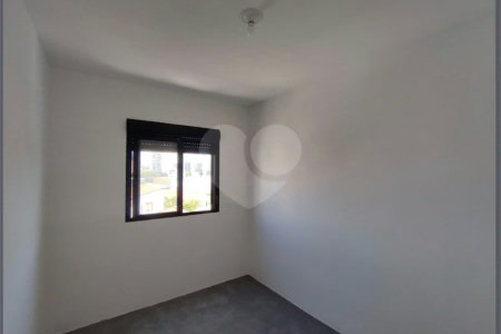Apartamento de 33m2 localizado na Saúde