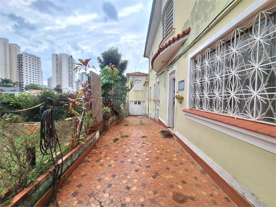 Casa Comercial para Locação em Mirandópolis