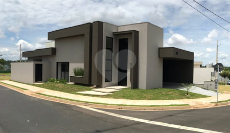 Casa à venda com 3 suítes no condomínio Village Damha IV, São Carlos - SP