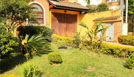 Casa à venda com 5 suítes no condomínio Estância Marambaia, Vinhedo - SP
