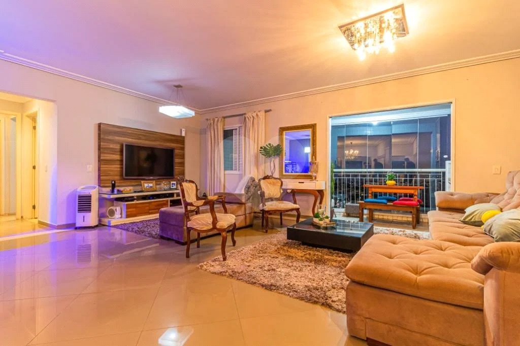 Apartamento com 130m² , 3 dormitórios , sendo 1 suíte , 2 vagas , à venda no bairro Campestre em Santo André.