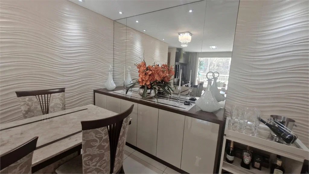 Apartamento à venda com 3 quartos, sendo 1 suíte, em Jardim das Vertentes, São Paulo, SP