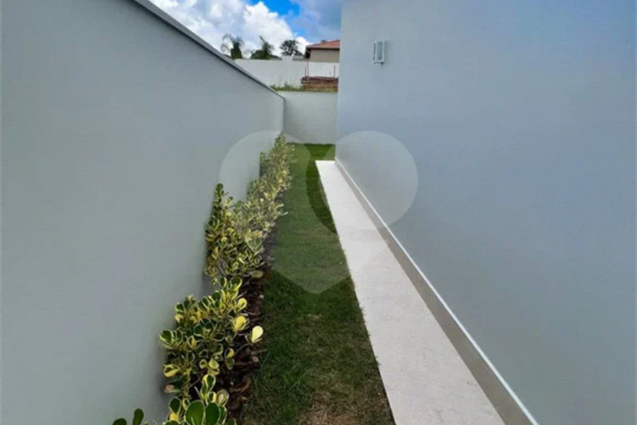 Belíssima casa à venda no Damha 2 de Piracicaba.