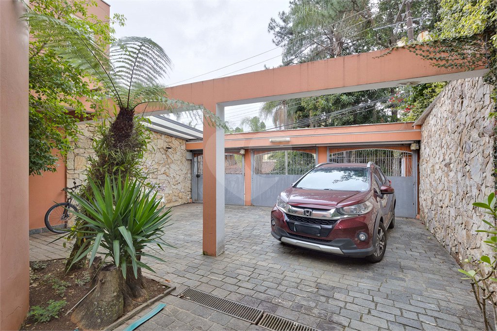 Casa com 4 quartos á venda no Jardim Marajoara, São Paulo - SP