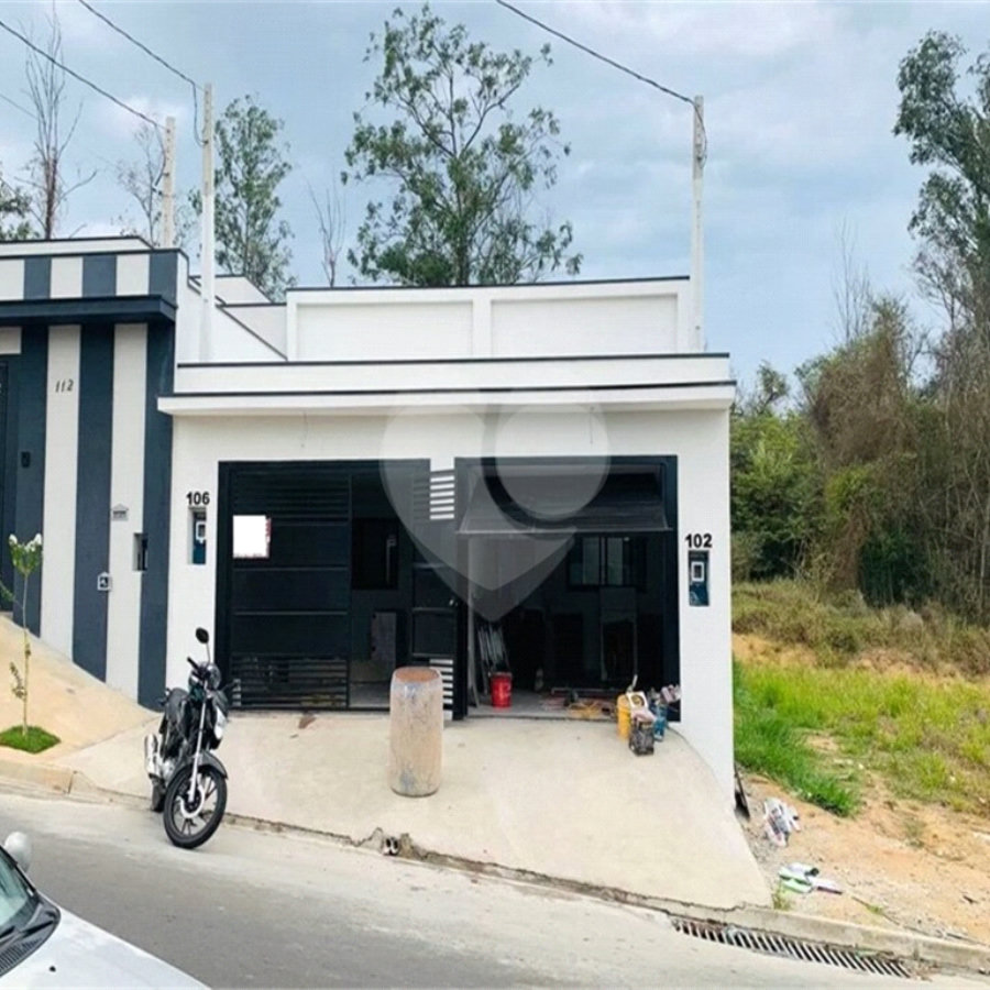 Casa térrea a venda no Jd Sabias! R$ 415.000,00
