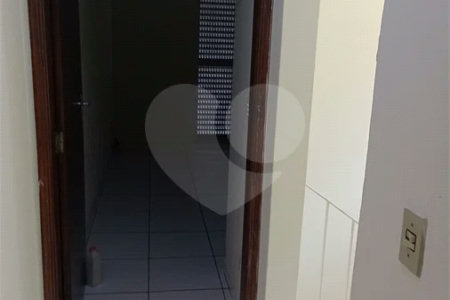 Casa à venda ou para alugar com 2 quartos, sendo 1 suíte, em Jardim São José, São Roque, SP