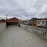 Vende-se: Sobrado no Cursino/Ipiranga, 2 Quartos, 2 Salas, 8 vagas de garagem!
