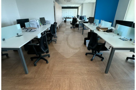 Conjunto comercial com 223,38 m² à venda na Vila Carrão