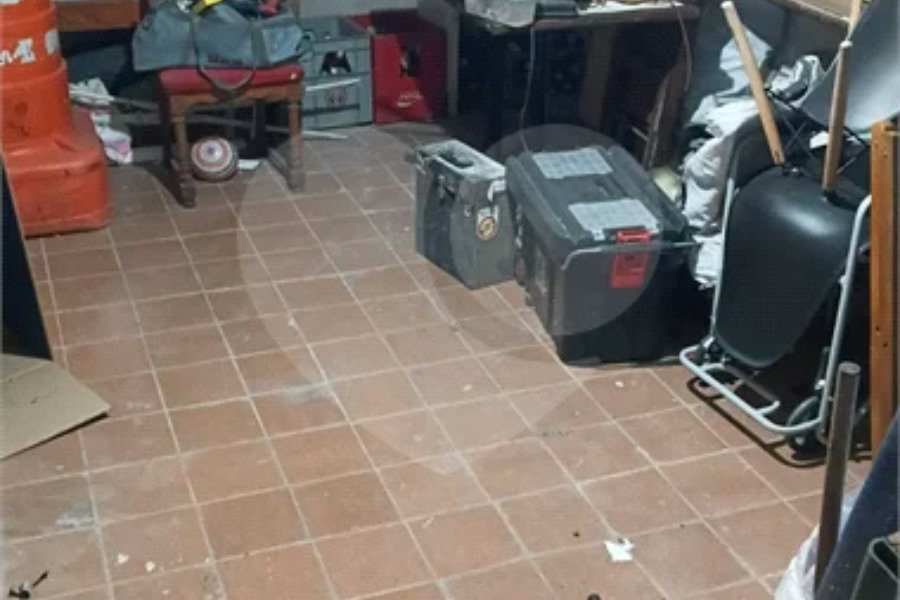 IMÓVEL COM SOBRADO + OUTRA CASA NO TERRENO, ÓTIMA PARA RENDA OU FAMÍLIA GRANDE
