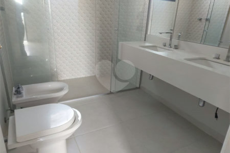 APARTAMENTO PARA LOCAÇÃO NA VILA LEOPOLDINA COM 03 DORM 1 SUITE E 02 VAGAS DE GARAGEM