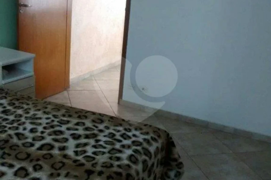 Casa térrea à venda na região do Imirim, 2 dormitórios, 2 vagas de garagem!