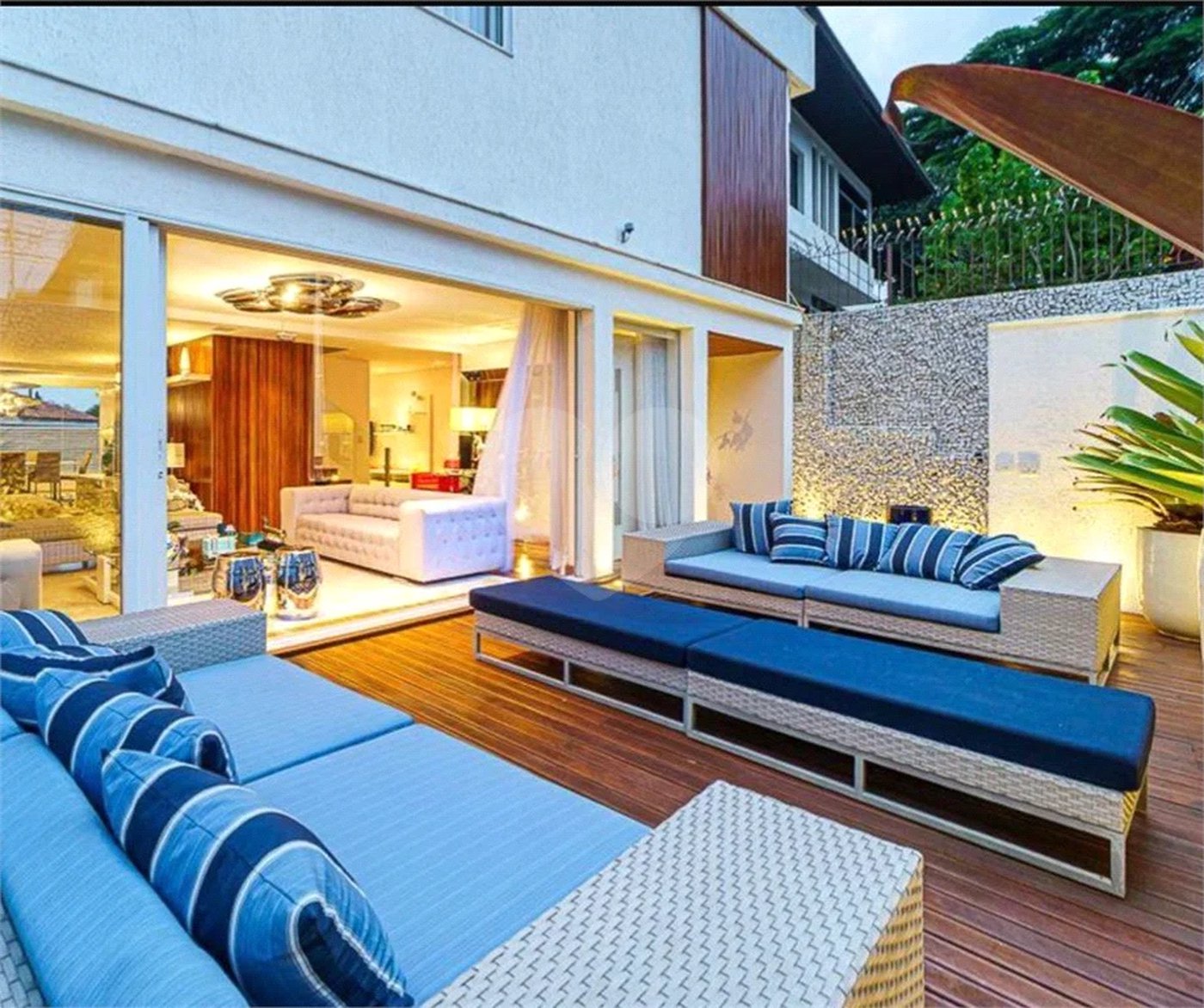 Casa à venda, 450m² - Pacaembu Aceita Permuta