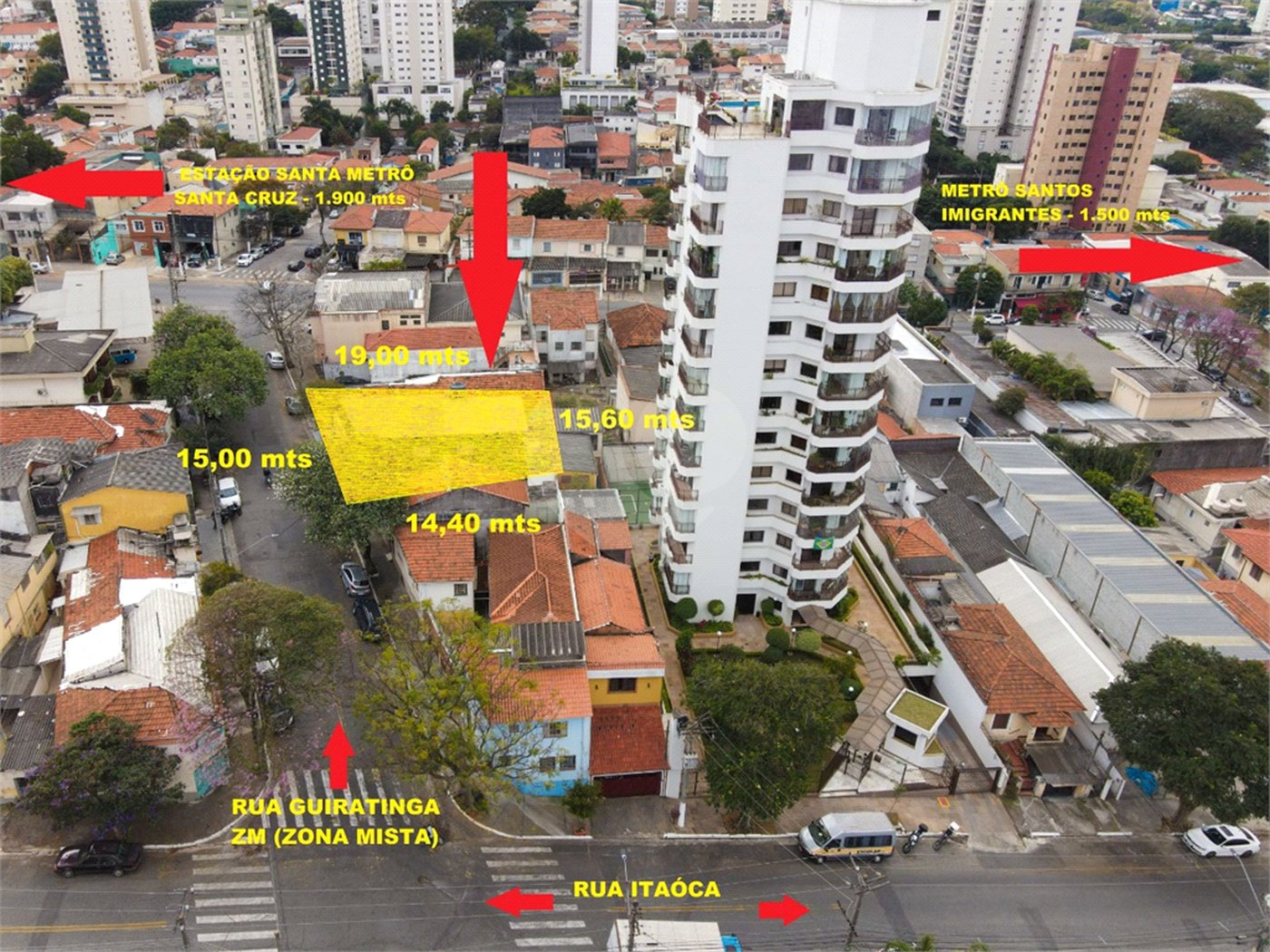 Terreno à venda de 251m² na Chácara Inglesa