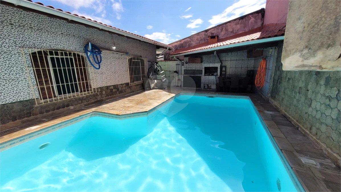 Casa à venda com 2 quartos, sendo 1 suíte, em Vista Linda, Bertioga, SP