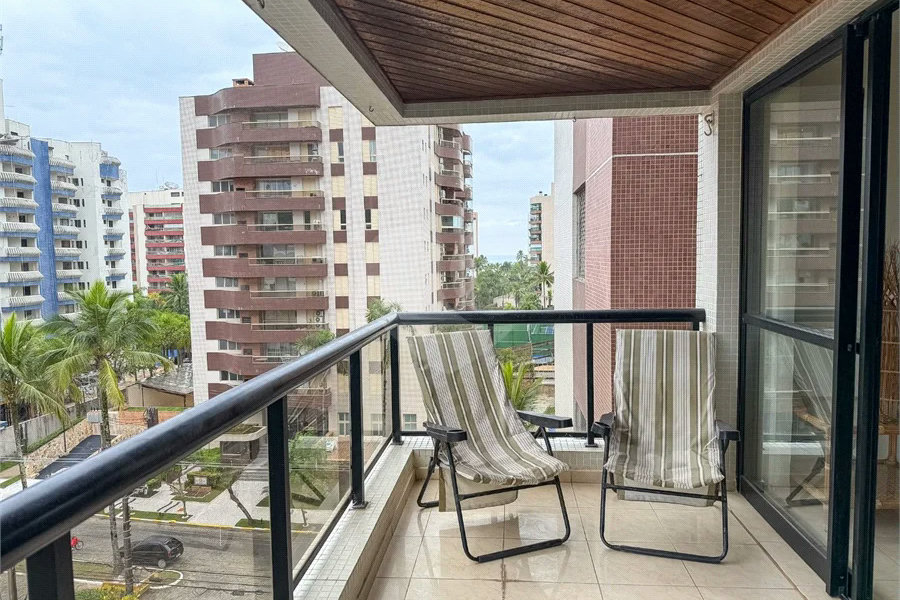 Apartamento à venda com 2 quartos, sendo 1 suíte, em Riviera de São Lourenço, Bertioga, SP