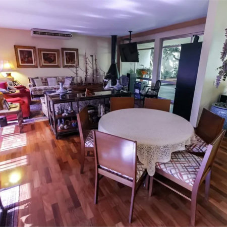 Sobrado à venda com 4 quartos, sendo 3 suítes, em Vila Sônia, São Paulo, SP