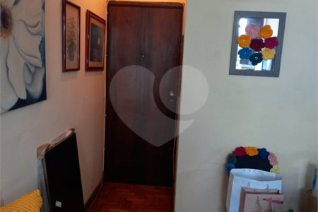 Apartamento na Liberdade