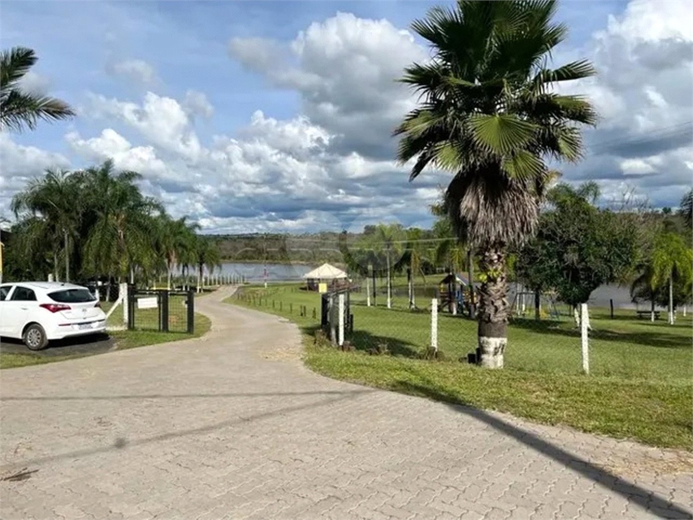 Casa para venda no Condomínio Residencial Broa Eco Village