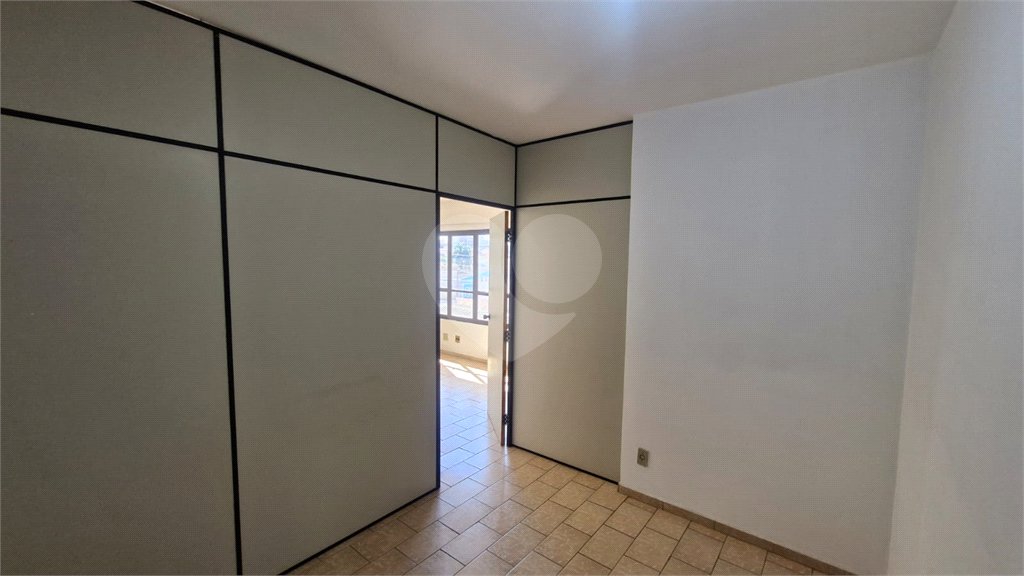 Sala Comercial à Venda no Edifício Luciano Zanollo – São Carlos/SP