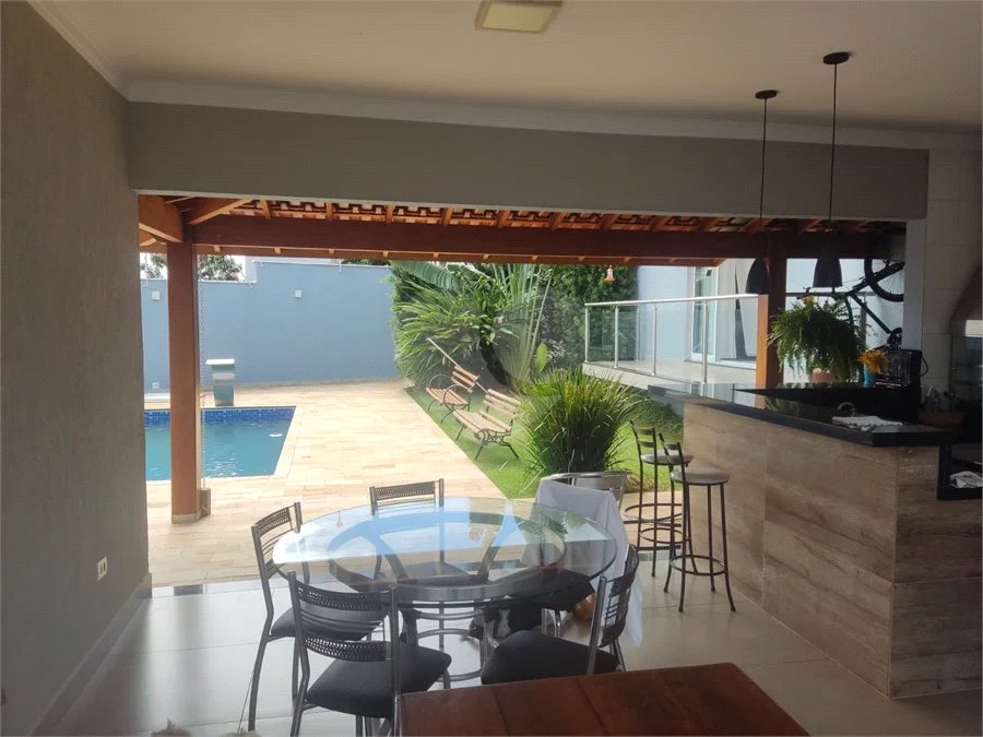 Casa à Venda | Campos do Conde | Piracicaba/SP - SOBRADO DE ESQUINA | 3 QUARTOS | 2 SUÍTES | PISCINA