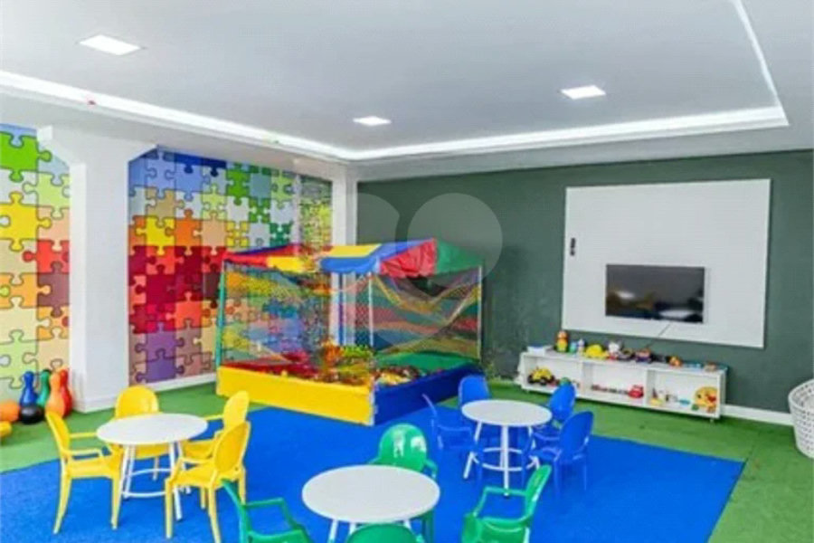 APARTAMENTO COM DOIS DORMITÓRIOS E UMA VAGA NA RAIMUNDO PEREIRA DE MAGALHÃES.