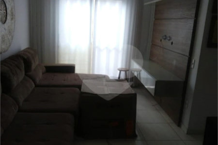 Apartamento no Condomínio Vila Urbana.
