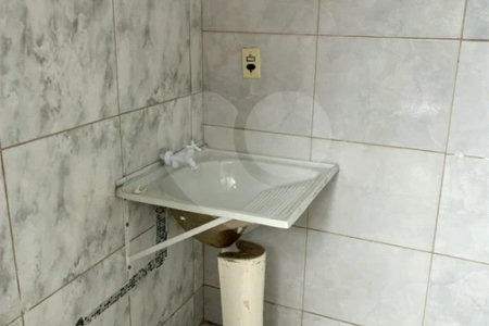 Casa Ampla e Versátil na Vila Marcelino — Excelente Espaço e Pronta para Ocupação Imediata!