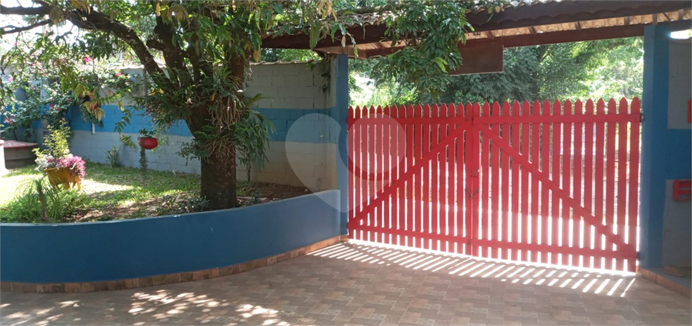 Chácara à venda com 3 quartos, sendo 2 suítes,  em Monterrey, Louveira, SP