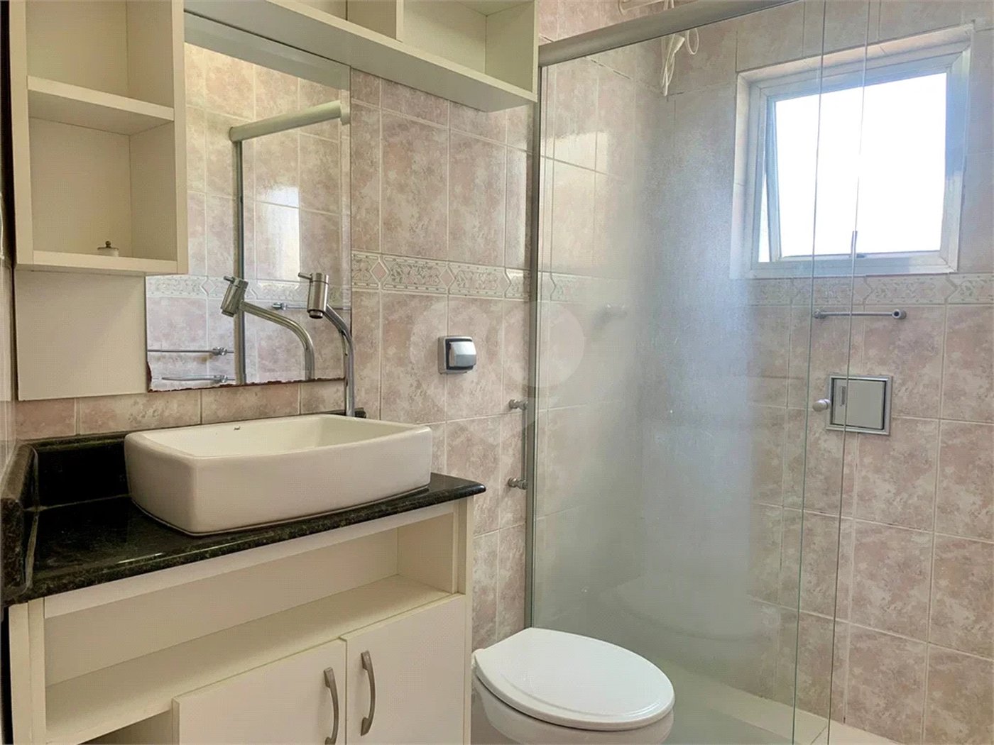Excelente oportunidade! Paraíso 125m², 3dormitórios sendo 1 suíte, 1 vaga.
