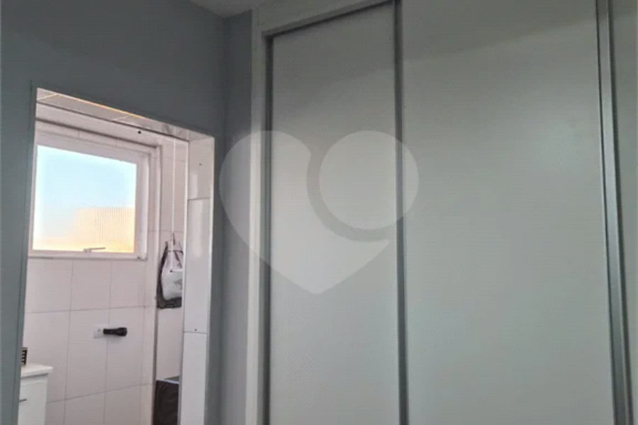 Apartamento à venda no Edifício Pedro Ometto, no coração de Piracicaba.
