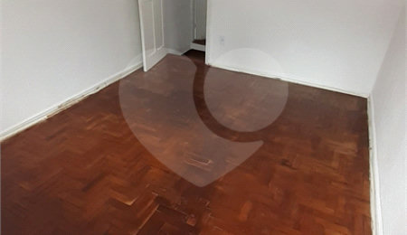 Sobrado à venda com 2 quartos, sendo 1 suíte,  em Vila Oratório, São Paulo, SP