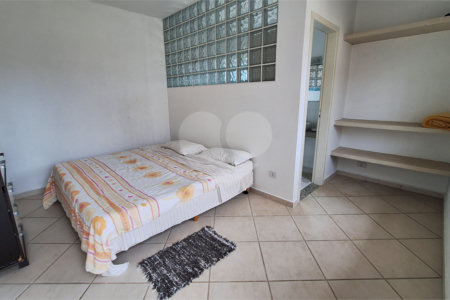 Casa térrea á venda - Balneário