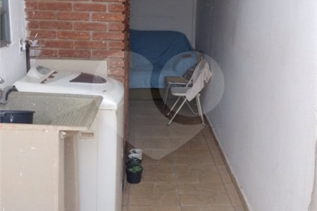 Casa a venda na rua Coronel Leopoldo Prado