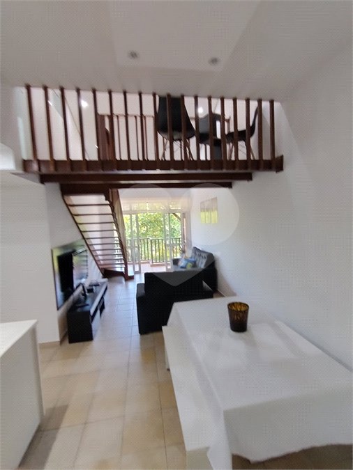 Apartamento Duplex bem localizado com 3 Quartos à venda, 120m² - Enseada, Guarujá - SP