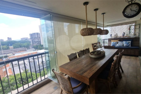 Apartamento a venda na Móoca