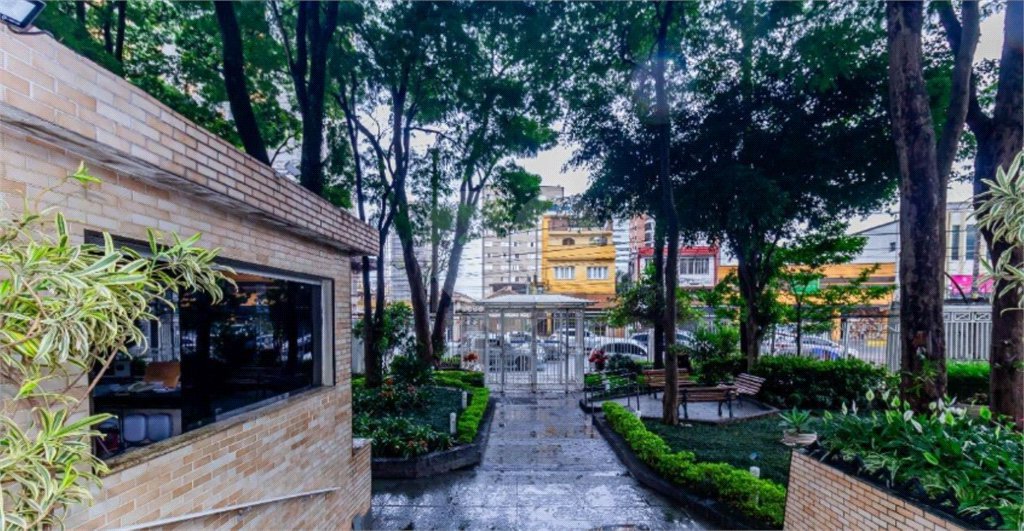 Apartamento na Região do Ipiranga à 8 Minutos do Metrô com 2 Dormitórios .