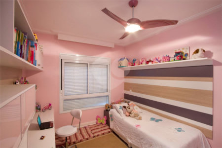 Apartamento à venda no Campo Belo de 385 metros quadrados 04 suítes 05 vagas.