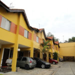 Sobrado a venda em Condominio fechado 80m 02 dormitórios 01 vaga