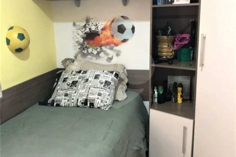 Sobrado à venda com 4 quartos, sendo 1 suíte, em Vila Prudente, São Paulo, SP