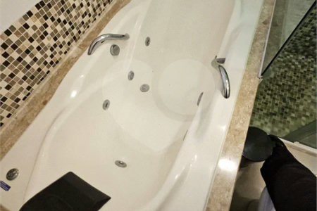 LINDA CASA PARA LOCAÇÃO COM 5 DORMITÓRIOS E PISCINA - Fernando Nobre – Cotia/SP