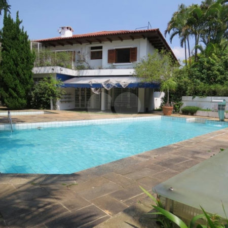 Casa de Vila à venda com 4 suítes em Morumbi, São Paulo, SP