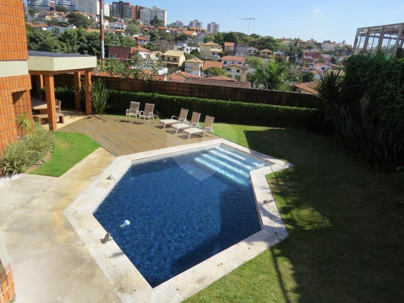 Casa de Vila à venda com 5 quartos, sendo 3 suítes, em Morumbi, São Paulo, SP