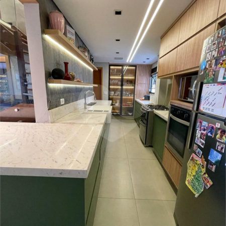 APARTAMENTO DUPLEX A VENDA VILA ADYANA, 200m2 4 DORMITORIOS 3 SENDO SUÍTE, 4 VAGAS DE GARAGEM, SJC/S