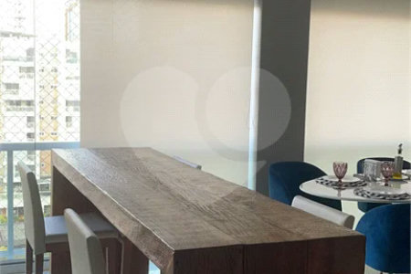 Apartamento na Mooca com 204 m² com vista maravilhosa, sendo 3 suítes e 4vagas.