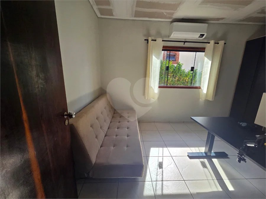 Casa com 3 dormitórios e piscina no Condomínio Cafezal VI em Itupeva SP