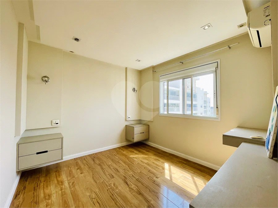 OPORTUNIDADE DE COMPRA NO DOMO HOME - 123 M² 3 DORMITORIOS SUITE COM CLOSET ANDAR ALTO!
