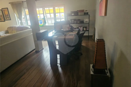 Sobrado à venda com 3 suítes em Jabaquara, São Paulo, SP